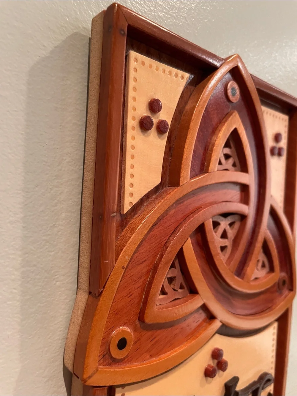 Islandcraft Celtic Carvings beautiful wooden